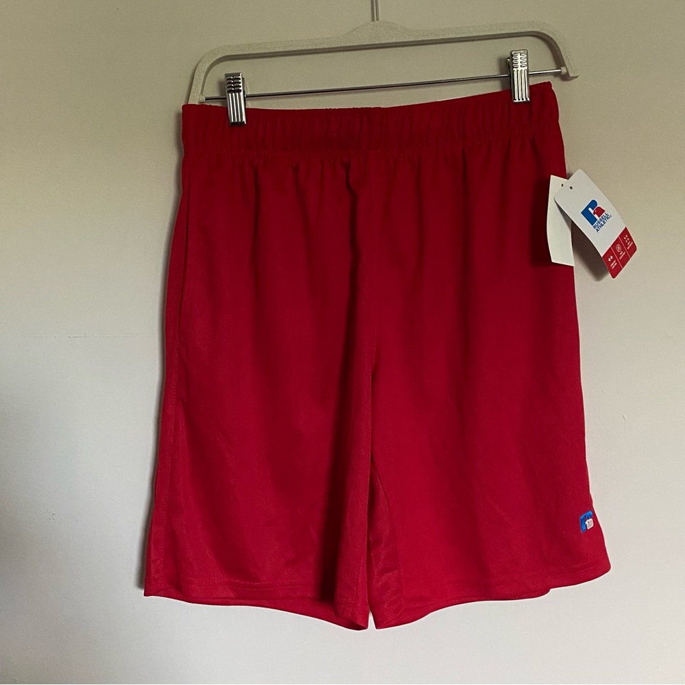 Russell athletic men’s regular fit 9” inseam training short w/ pockets in red M